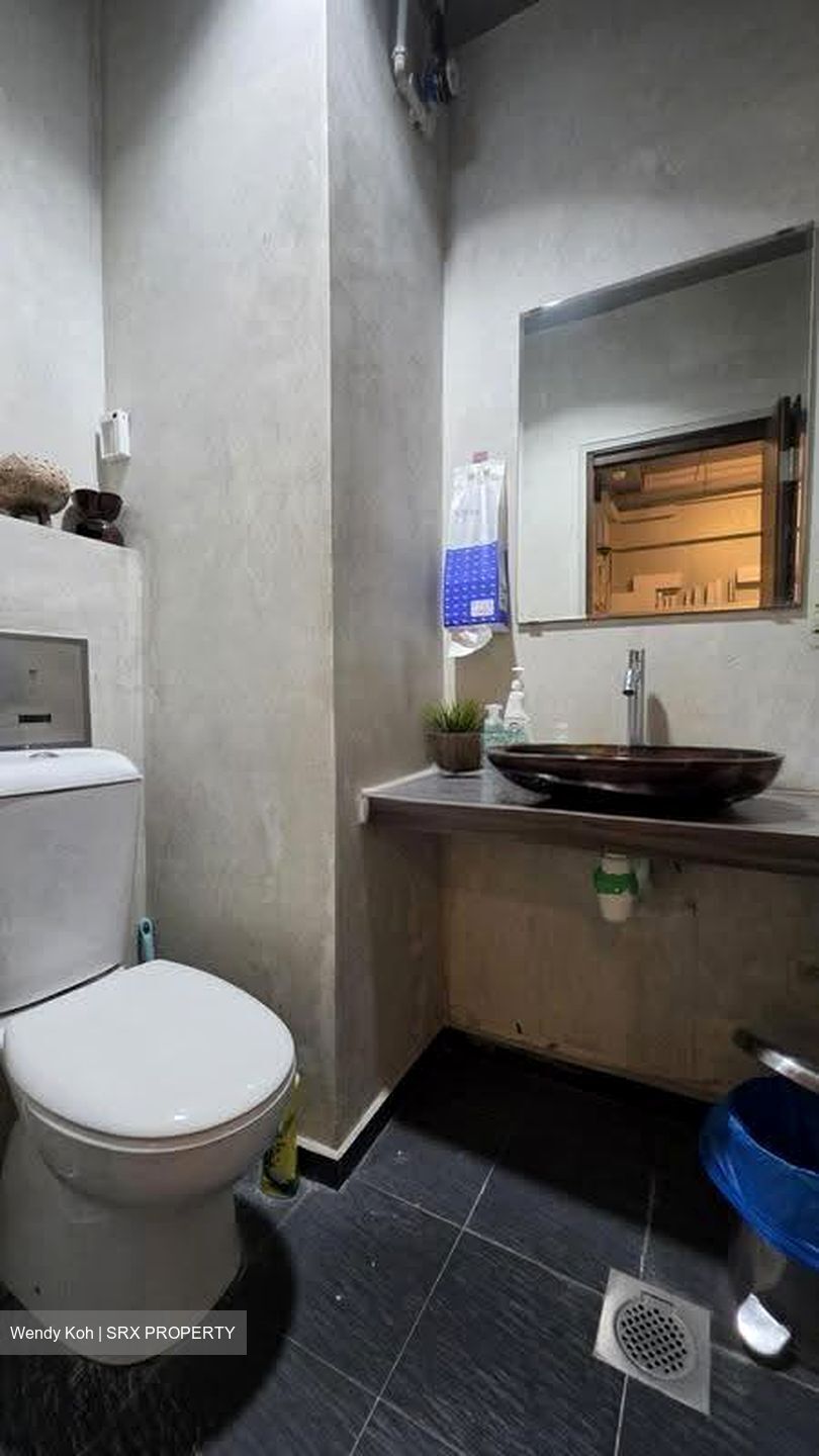 Liang Seah Place (D7), Shop House #615693921